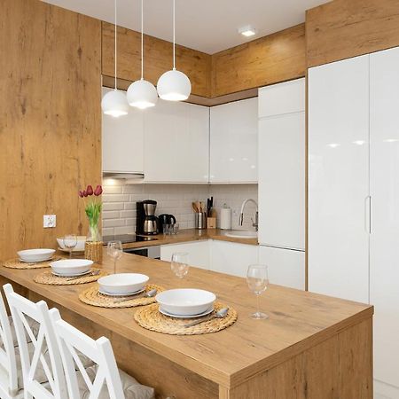 Jantar Apartamenty - Osiedle Bursztynowe II Kolobrzeg Dış mekan fotoğraf